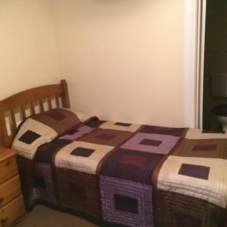 Lodge Lennonlodge *